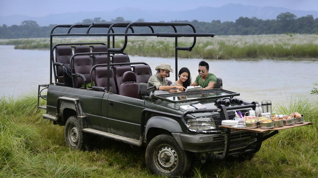 Meghauli Barahi Jungle Lodge מראה חיצוני תמונה