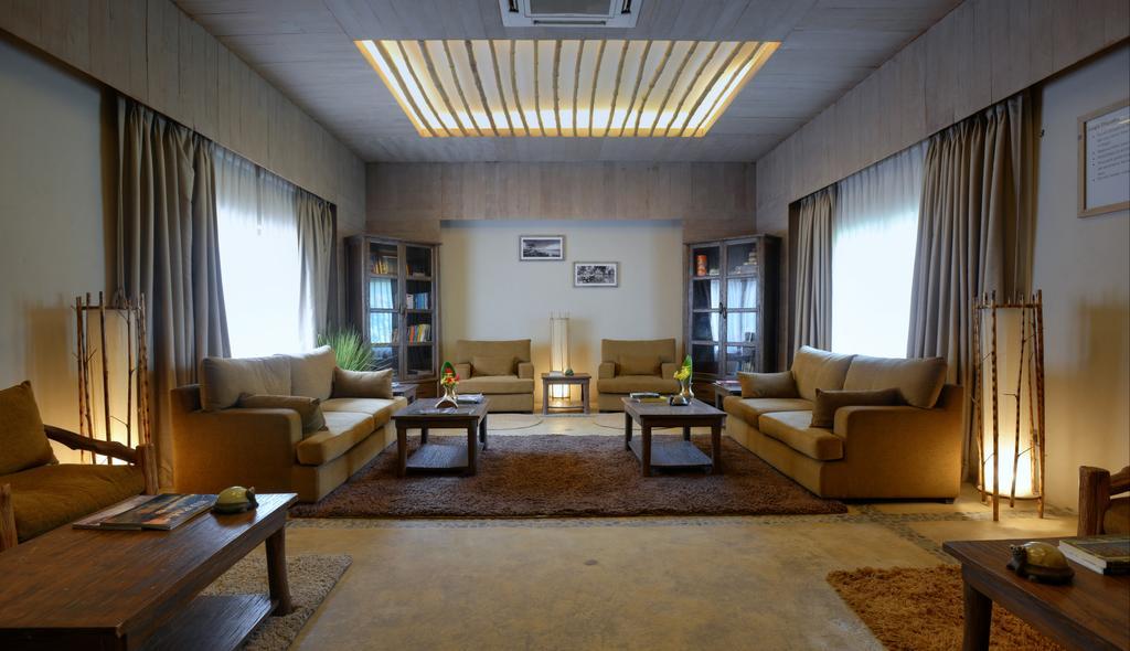 Meghauli Barahi Jungle Lodge מראה חיצוני תמונה
