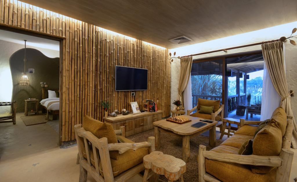 Meghauli Barahi Jungle Lodge מראה חיצוני תמונה