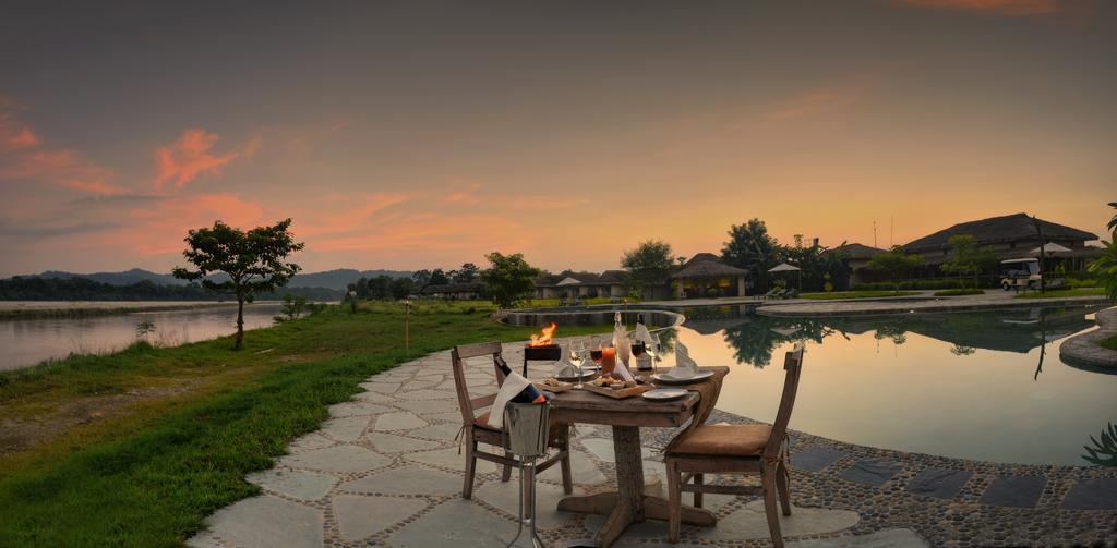 Meghauli Barahi Jungle Lodge מראה חיצוני תמונה