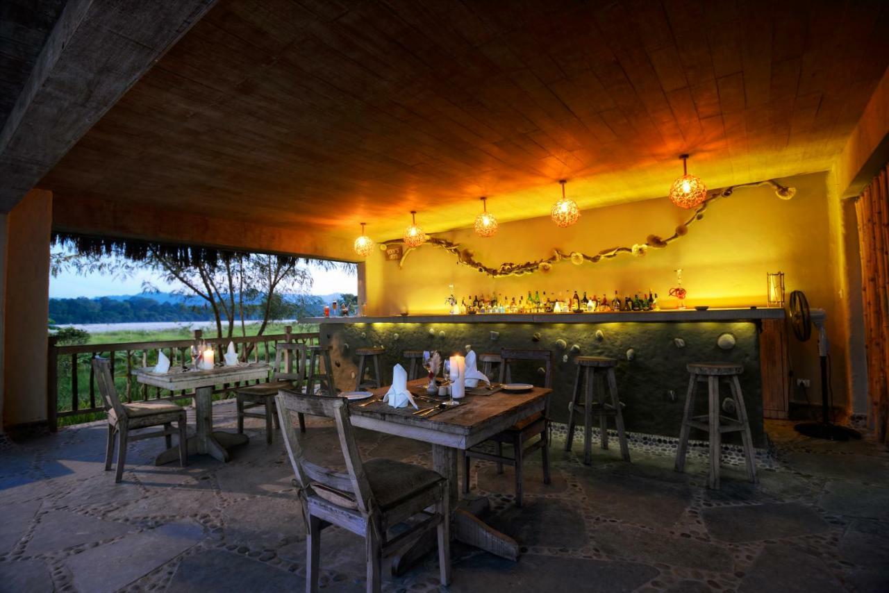 Meghauli Barahi Jungle Lodge מראה חיצוני תמונה