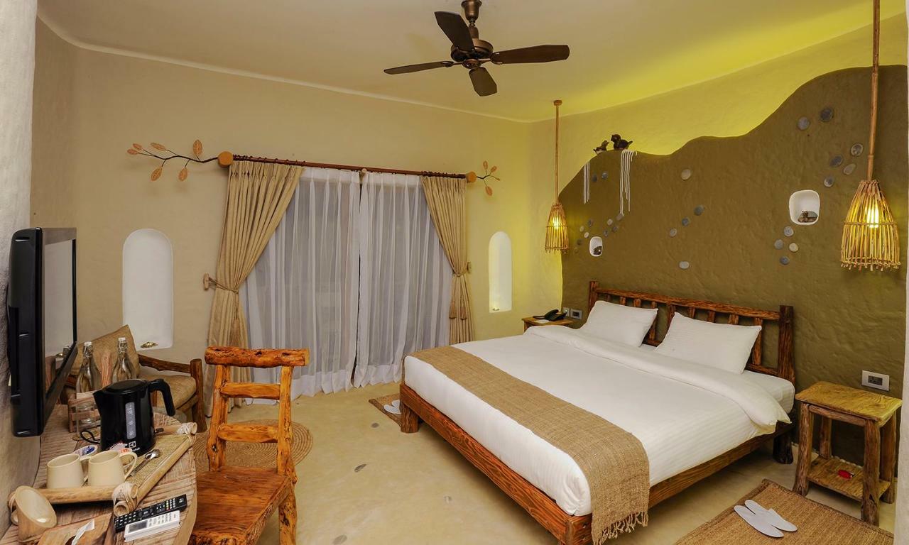Meghauli Barahi Jungle Lodge מראה חיצוני תמונה